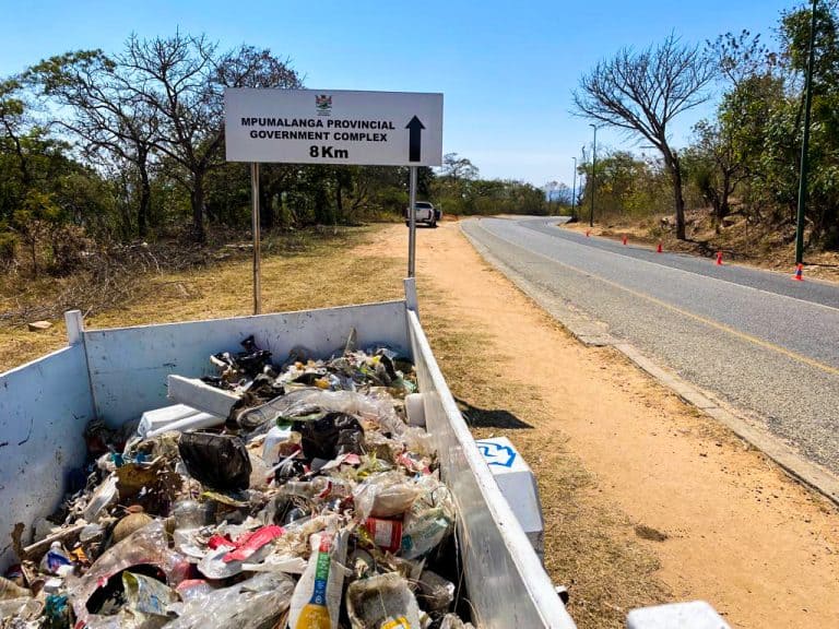 AfriForum se Nelspruit-tak loods grootskaalse skoonmaakprojek op die Kaapsehoop-pad