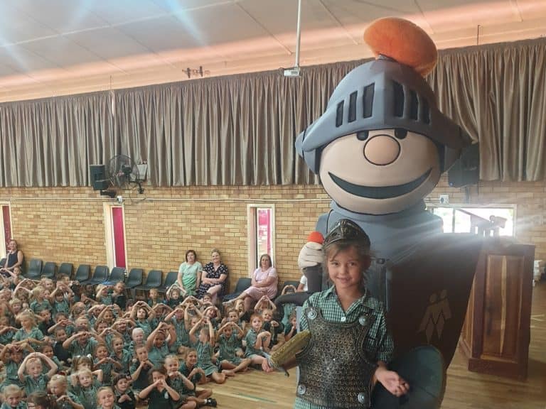 AfriForum besoek Laerskool Tuine met teenboelieveldtog
