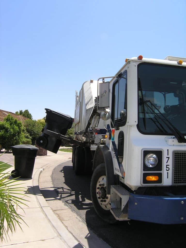Residents must be able to decide for themselves on refuse removal