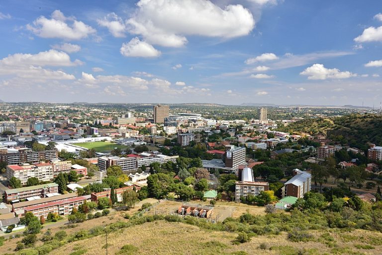 Inwoners van Bloemfontein moet sélf oor vullisverwydering besluit