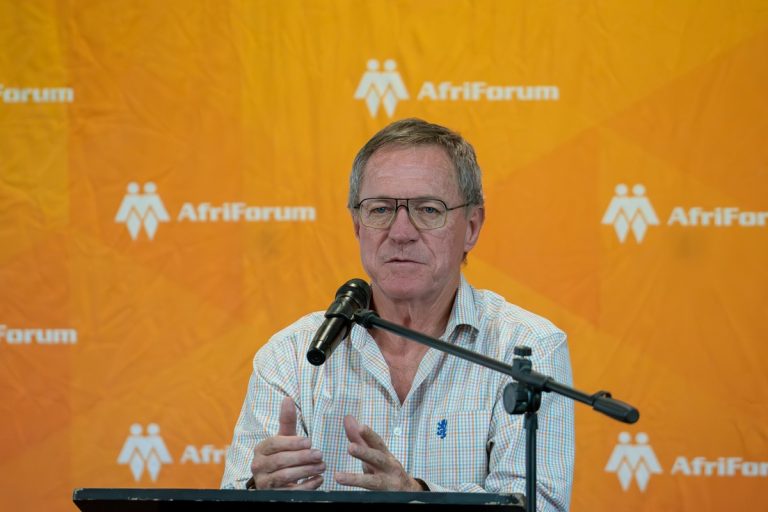 Só moet gesondheidsbedryf in SA lyk – Dawie Roodt lê alternatief tot NGV voor by AfriForum-konferensie