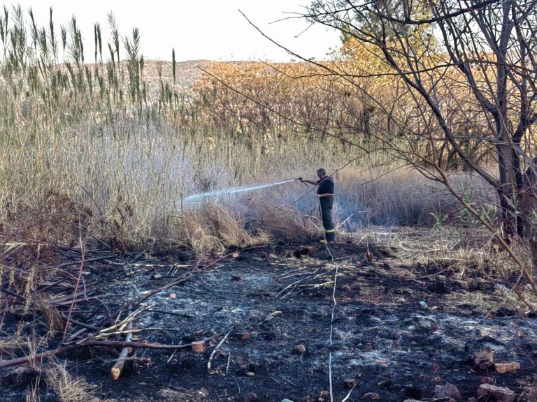 Reeks brandstigtings tref Wes-Moot: AfriForum-tak blus drie brande binne enkele ure
